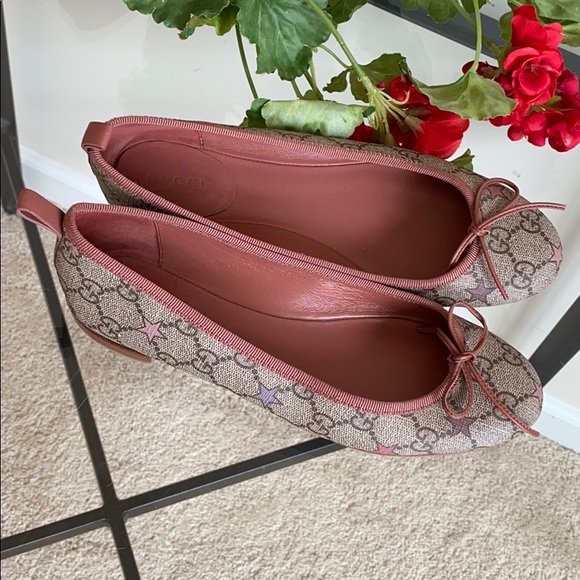 Gucci Shoes - Authentic Gucci flat shoes